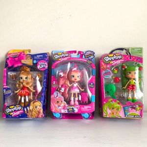 SOLD! NOT AVAILABLE!! Shoppies Doll Set